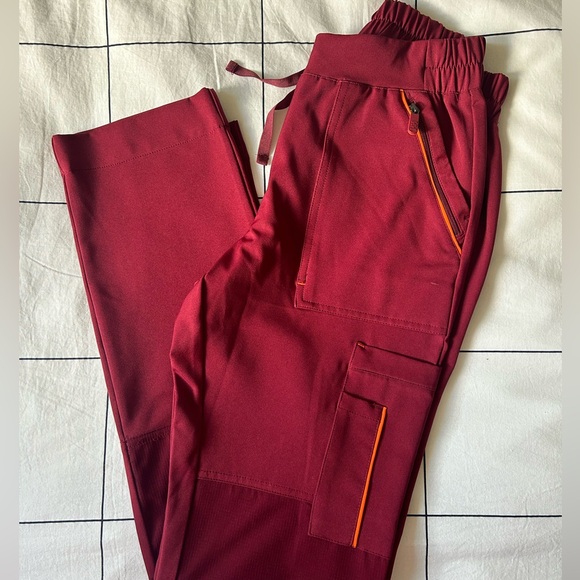 Helly Hansen Scrub Set - Picture 8 of 17